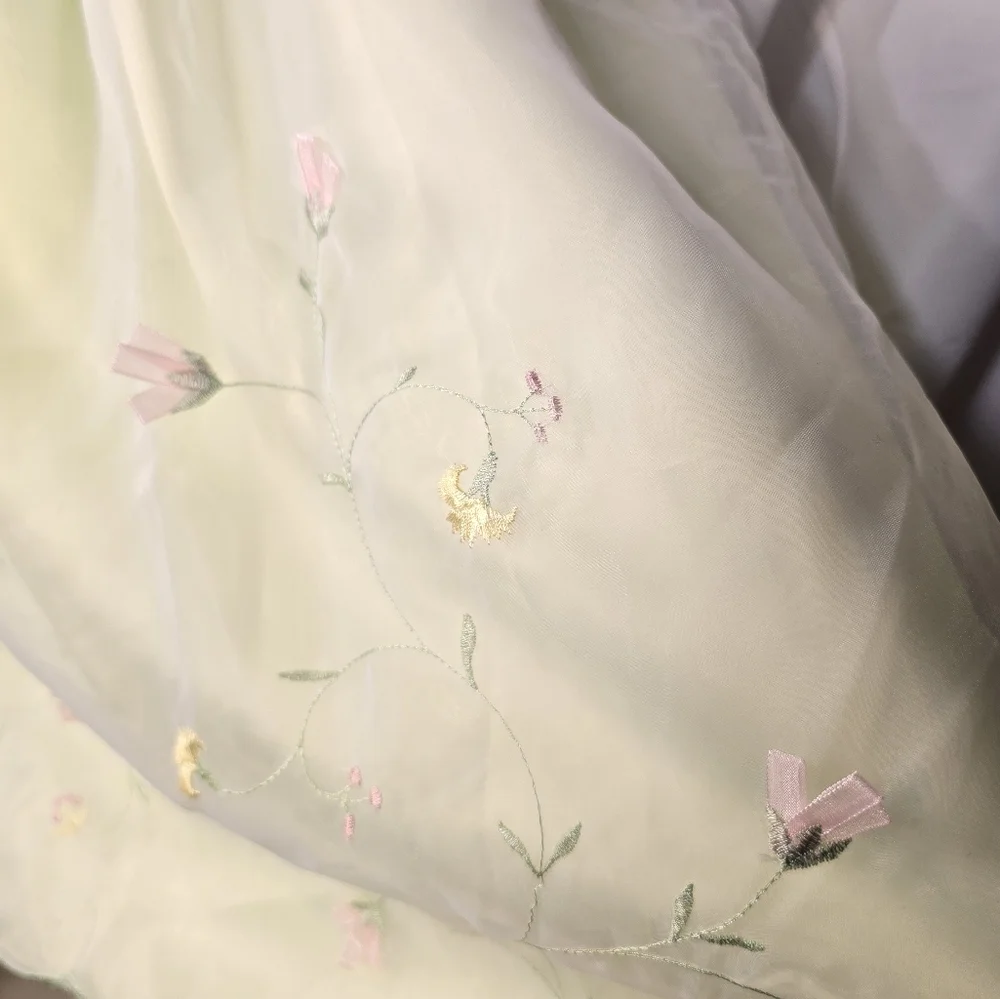 Elegant Light Green Sleeveless Spring or‎ Easter Dress